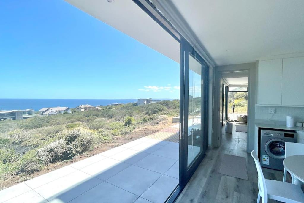 Exclusive Luxury & Lifestyle Suite Mosselbaai Buitenkant foto