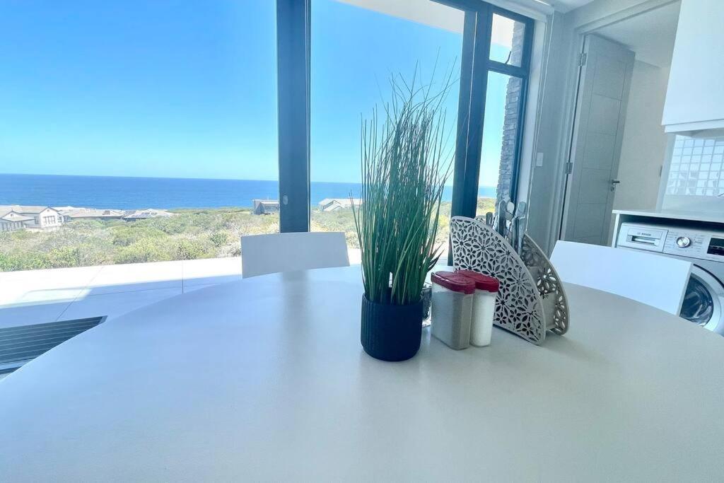 Exclusive Luxury & Lifestyle Suite Mosselbaai Buitenkant foto