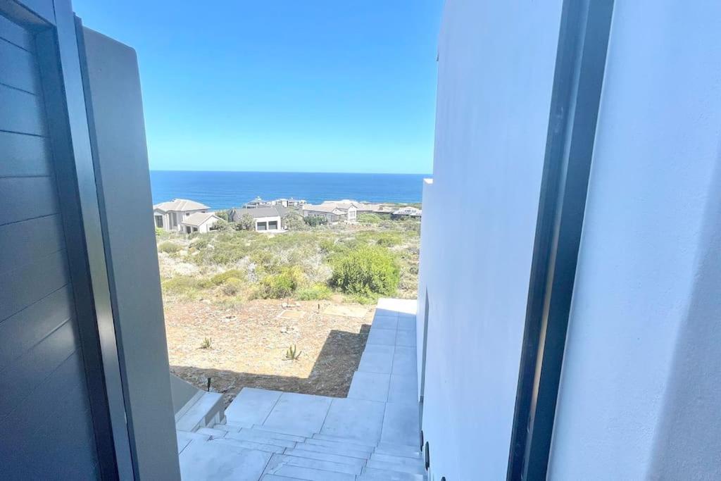 Exclusive Luxury & Lifestyle Suite Mosselbaai Buitenkant foto